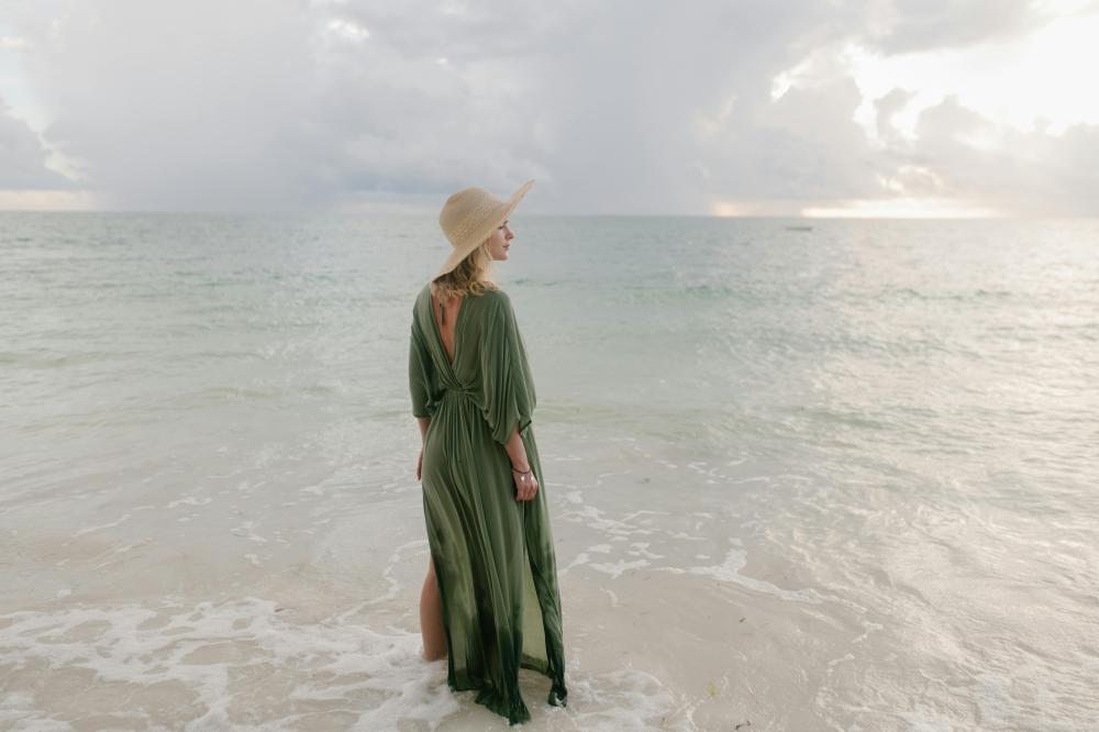 robes verte légère bord de plage